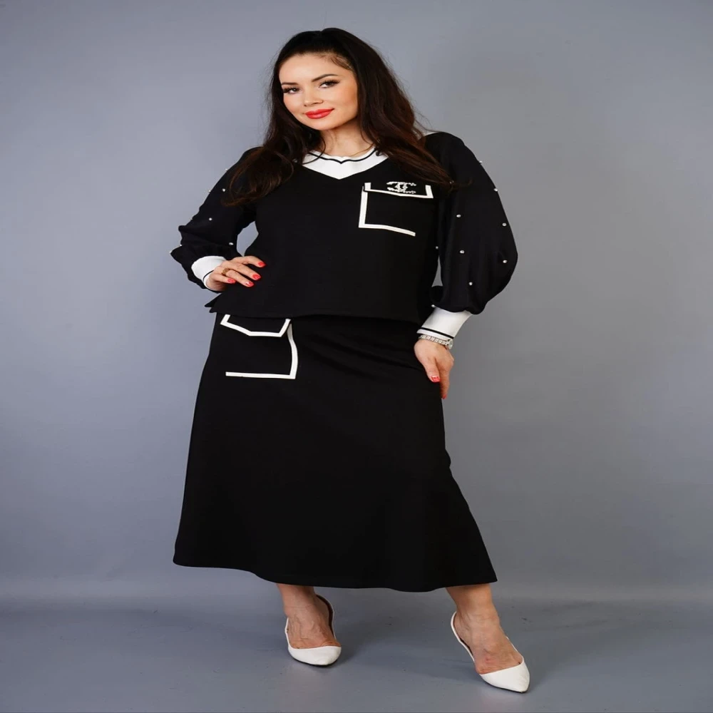 طقم نسائي